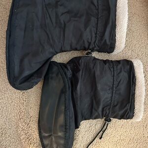 Used dead Nikolay ballet booties black with fur inside